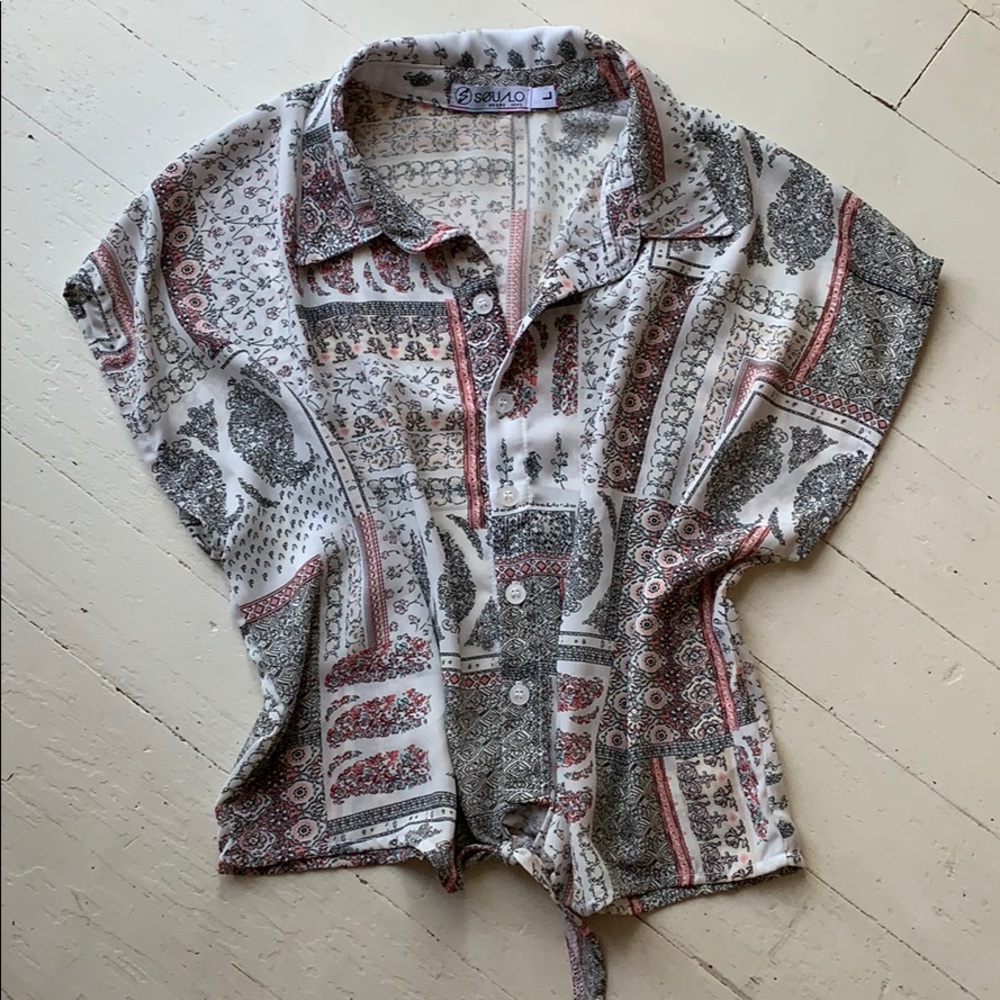 SQUALO White Patterned Button Cropped Top